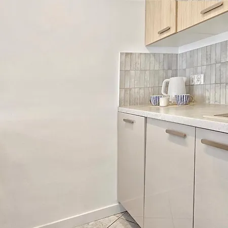 Apartment Holidayhomepl 9 Fala Przy Plazy Z Widokiem Na Morze I Osobna Sypialnia Miedzyzdroje